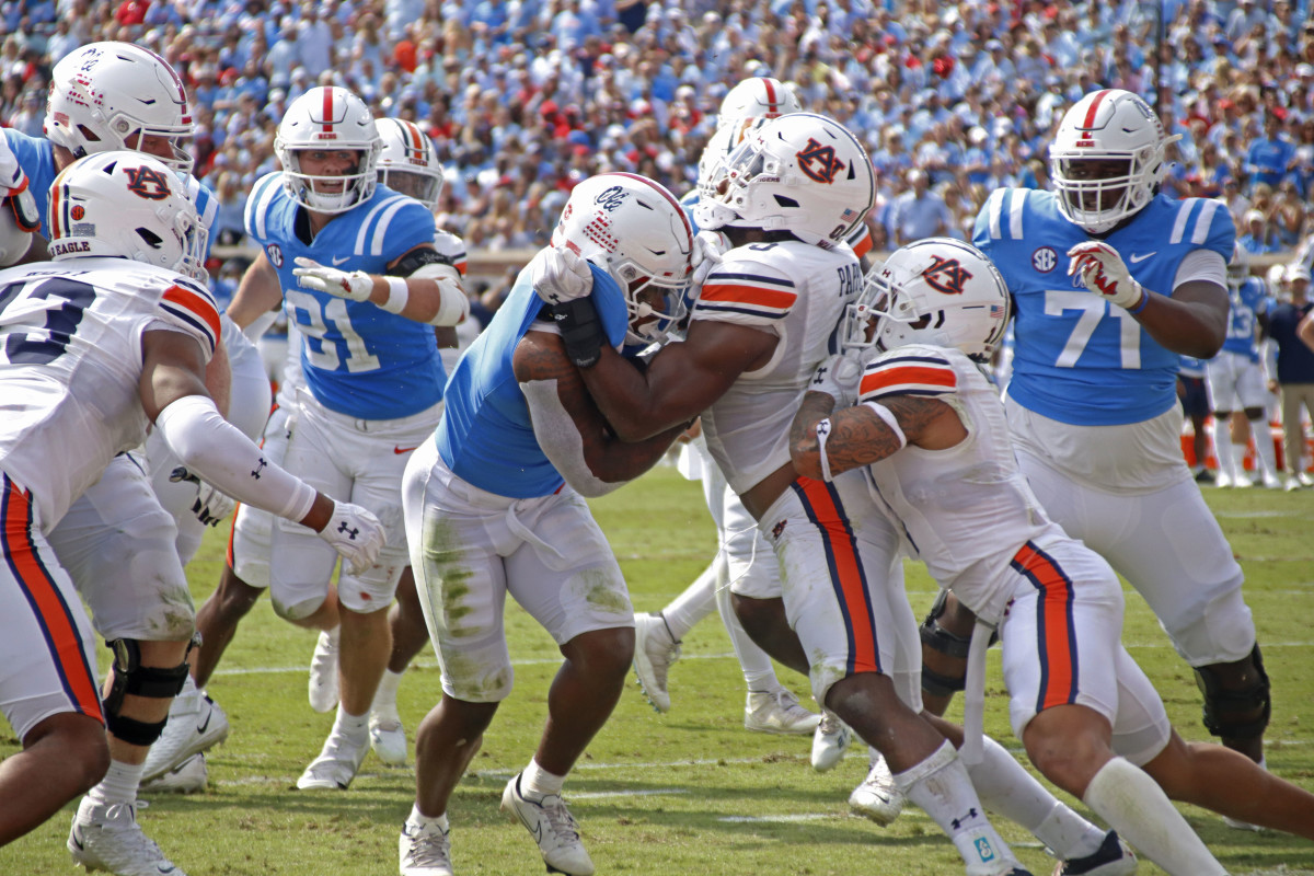 Ole Miss Rebels running back Quinshon Judkins versus the Auburn Tigers (2022).